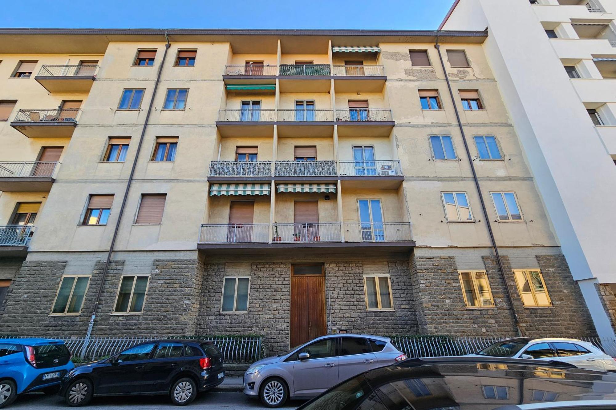 Apartamento Comfortable In Firenze-careggi - Happy